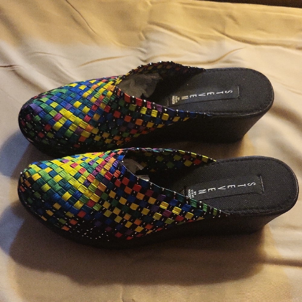 Steve Madden Multicolor  Mules with Woven Design Size 7.5 New